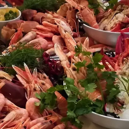 Pichardts & - La Maison Rouge